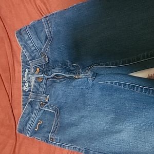 Kimes Ranch Betty 000x34